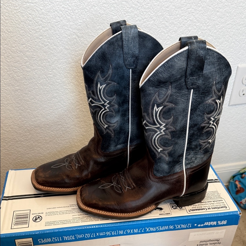 Old West Men's Boots - Dark Brown and Distressed Blue